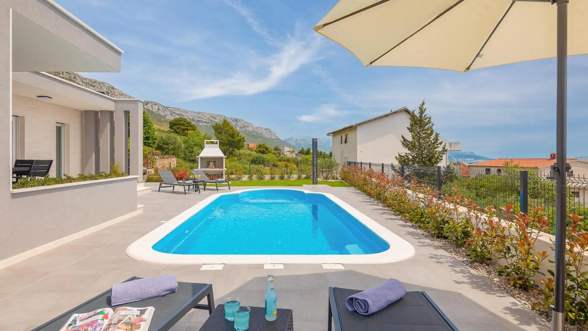 Villa Paradiso Adriatico Kastela Croatia